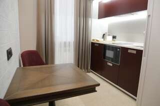 Отель TELEGRAPH INN Петропавловск Номер-студио с кроватью размера "king-size"-3
