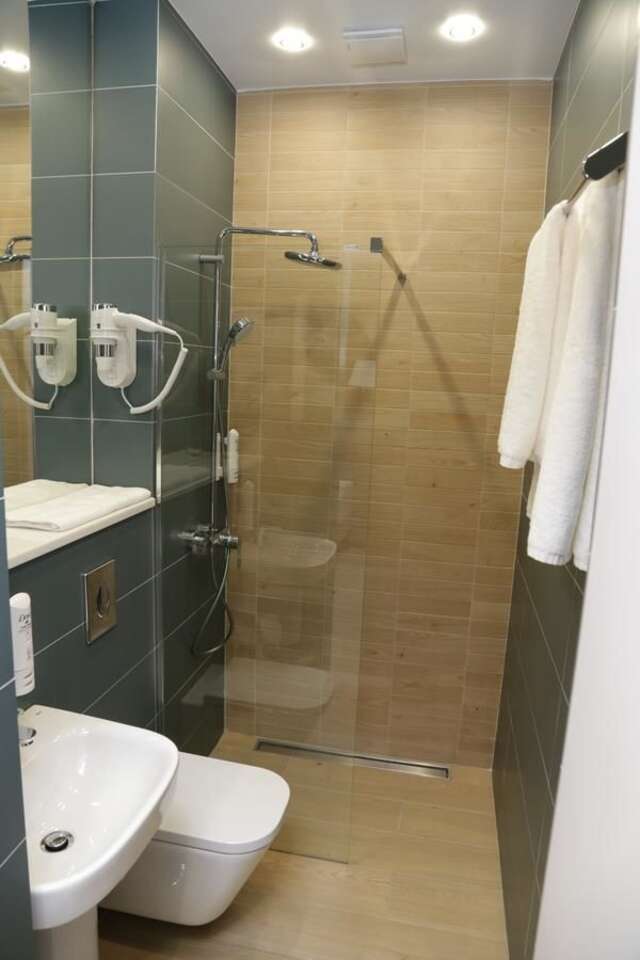 Отель TELEGRAPH INN Петропавловск-33